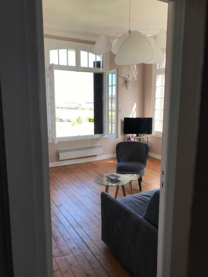 " La Vue " - Studio En Bord De Mer Apartment Deauville Luaran gambar